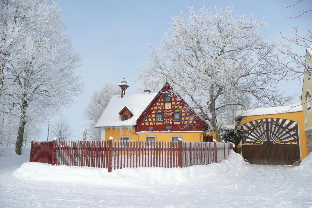 Hrazdeny Statek Mytinka Guest House Exterior photo