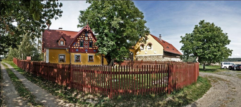 Hrazdeny Statek Mytinka Guest House Exterior photo